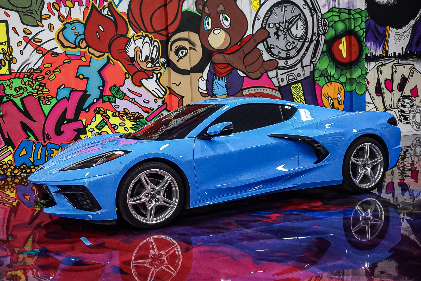 Luxury vehicle 6