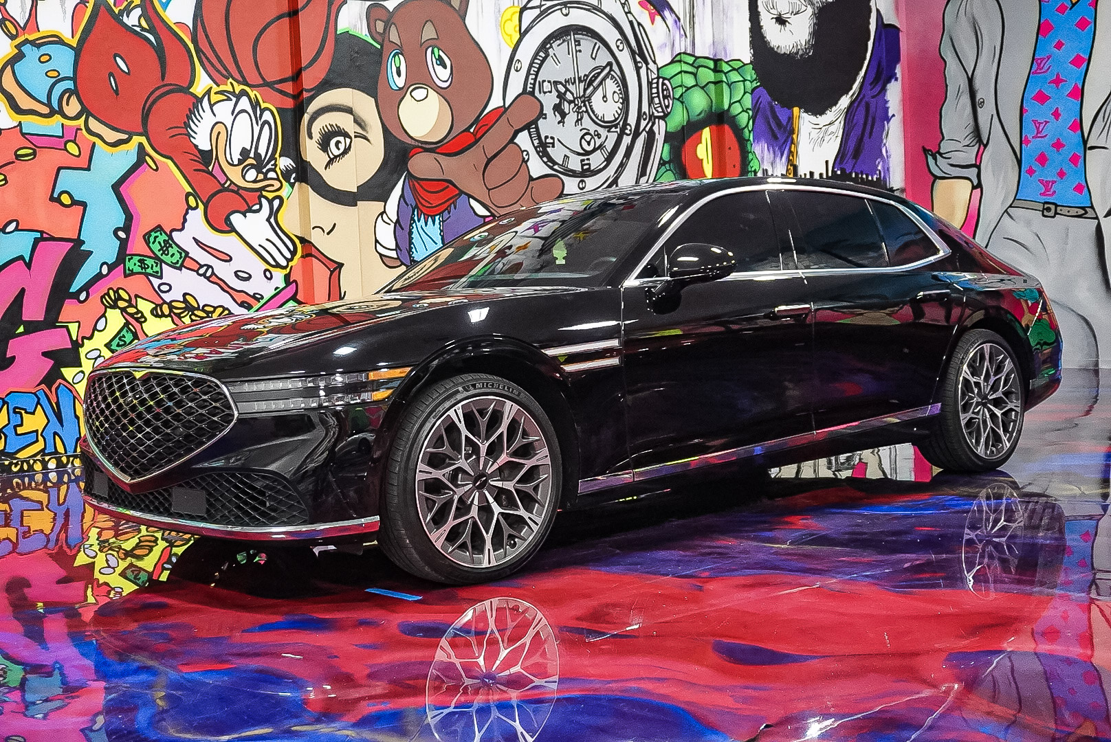 Luxury vehicle 4
